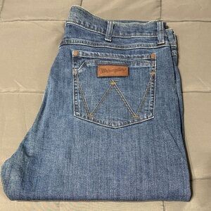 Wrangler Retro Slim Straight jeans. 36x36